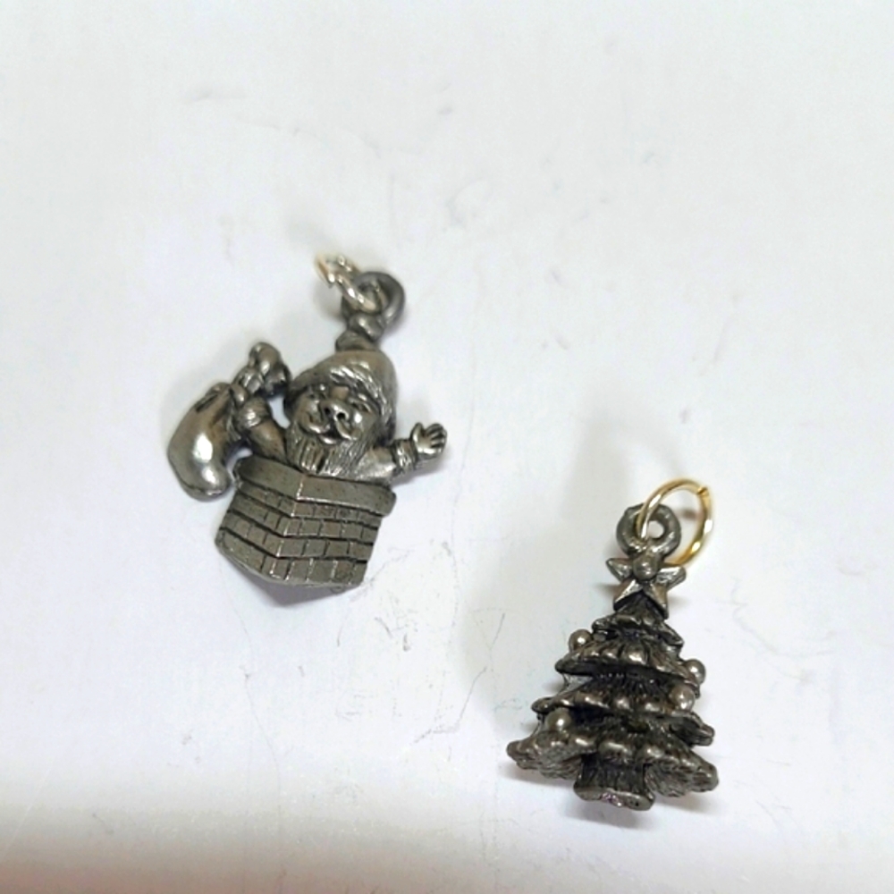 2 Pewter Charms For DIY Projects Santa/Chimney Tree/Star 6mm Jumpring